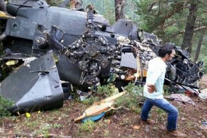 Helikopterden yaralı kurtulan paşa da g&ouml;zaltında