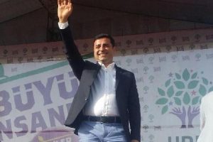 Demirtaş, İzmir'de miting yapacak