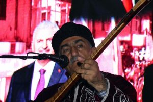 Aşıklardan FET&Ouml;'ye sert g&ouml;ndermeler