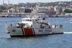 Darbeciler askeri gemiden ateş a&ccedil;ma emri vermiş