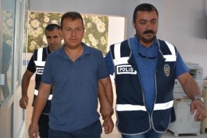 Aksaray'da 16 &ouml;ğretmene g&ouml;zaltı