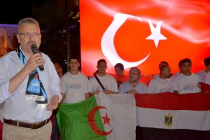 Bursa'da yabancı &ouml;ğrenciler demokrasi n&ouml;betinde