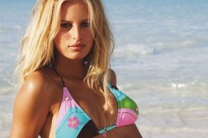 Karolina Kurkova, Bodrum'da arınıyor..
