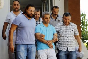 Alanya'da 25 akademisyene FET&Ouml; g&ouml;zaltısı