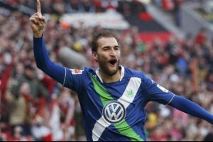 Bas Dost resti &ccedil;ekti!