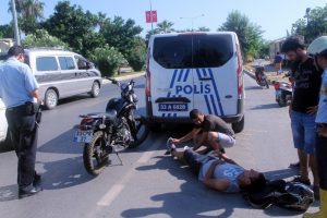 Mersin'de kaza &uuml;st&uuml;ne kaza: 1 &ouml;l&uuml;, 2 yaralı