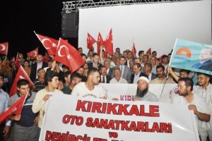 Esnaf odalarından darbe girişimi protestosu