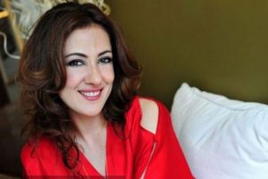 Meltem Cumbul, Nejat İşler'in kitabını aldı