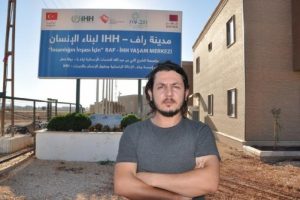 Suriyeli yetim &ccedil;ocuklar i&ccedil;in yaşam merkezi yapılıyor