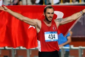 Fenerbah&ccedil;eli atletten T&uuml;rkiye rekoru