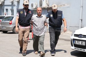 Bursa eski İl Emniyet M&uuml;d&uuml;r&uuml; b&ouml;yle g&ouml;r&uuml;nt&uuml;lendi