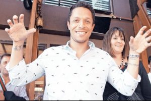 Adriano neden imza atmıyor?