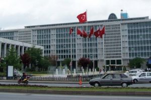İBB'de 768 kişinin iş akdi feshedildi