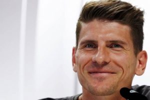 Mario Gomez i&ccedil;in kritik tarih!