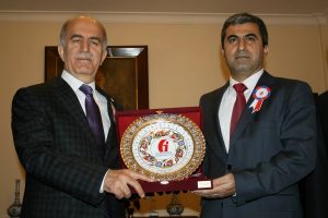 Bursa'da eski vergi dairesi başkanına FET&Ouml; g&ouml;zaltısı