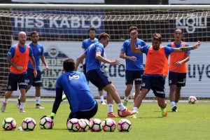 Fenerbah&ccedil;e'de r&ouml;vanş hazırlıkları başladı