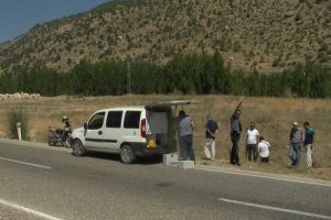 Yol kenarında suikast silahı bulundu