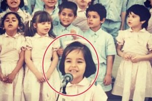 Minik kız şimdilerin &uuml;nl&uuml; pop şarkıcısı