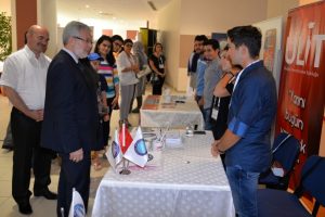 Uludağ &Uuml;niversitesi'nin tanıtım g&uuml;nlerine yoğun ilgi