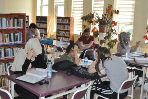 Bursalılar KPSS'ye k&uuml;t&uuml;phanede hazırlanıyor