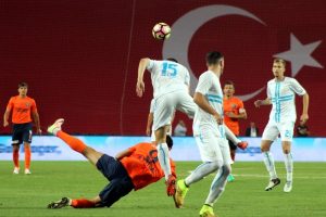 Rijeka - Medipol Başakşehir ma&ccedil;ına Romanyalı hakem