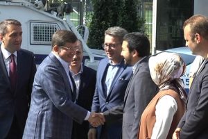 Davutoğlu AK Parti İstanbul İl Başkanlığında