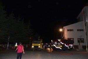 D&uuml;ğ&uuml;nde yangın paniği