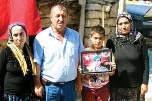 'Kınalı kuzumu lin&ccedil; edenler bulunsun'