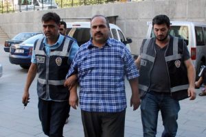 FET&Ouml; soruşturmasında 12 avukat tutuklandı