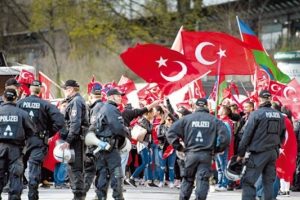 Almanya'dan ilgin&ccedil; karar! Erdoğan'ı engellediler
