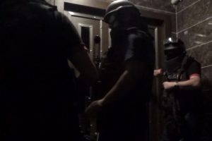 İstanbul'da ter&ouml;r operasyonu: 10 g&ouml;zaltı