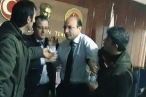 Cihaner'i makamında g&ouml;zaltına alan savcı yakalandı