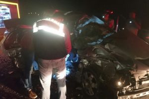 TIR otomobili bi&ccedil;ti: 4 &ouml;l&uuml;