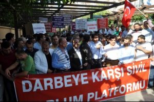 Cizre'de 100 STK'dan, darbe karşıtı ortak a&ccedil;ıklama