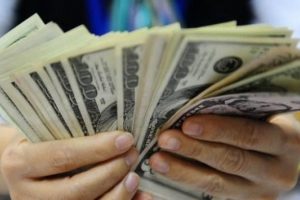 Dolar yeniden 3 liranın altına indi