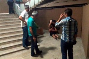 Ayrılmak isteyen sevgilisini bı&ccedil;akladı
