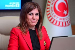 "Geleceğimizi kimse ipotek altına alamaz"