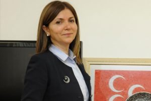 MHP'de Zuhal Top&ccedil;u istifa etti