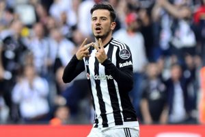 Oğuzhan'a Valencia kancası