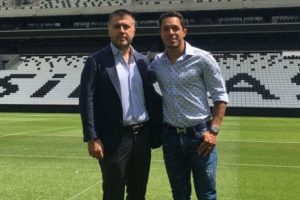 Beşiktaş'a m&uuml;jde: 2-3 oyuncu daha gelecek!