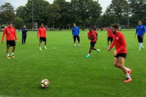 Antalyaspor'un Hollanda kampı neşeli başladı