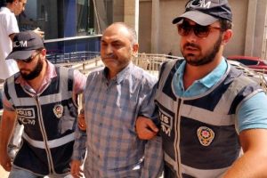 Zonguldak eski emniyet m&uuml;d&uuml;r&uuml; adliyeye sevk edildi
