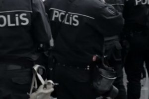 Diyarbakır ve Siirt'te 34 polis firari