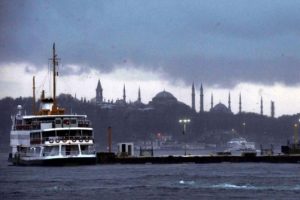 Meteoroloji uyardı: İstanbul'a sağanak yağış bekleniyor