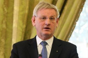 Eski İsve&ccedil; Başbakanı Bildt Avrupa'nın tepkisizliğini eleştirdi