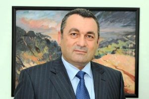 3 &ouml;ğretim &uuml;yesine 2 yıl boyunca 55'er bin lira formasyon maaşı