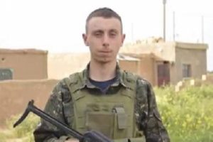 Menbi&ccedil;'te 1 İngiliz 1 Slovenyalı YPG'li &ccedil;atışmalarda &ouml;ld&uuml;