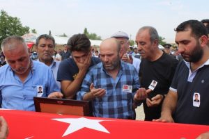 Kırşehirli şehit polis son yolculuğuna uğurlandı