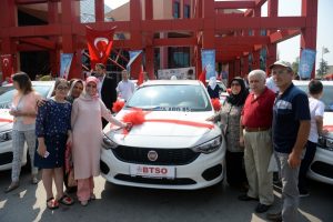 Bursa'da kazada aracı pert oldu 15 dakika sonra otomobil kazandı