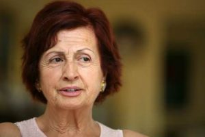 Plajdan &ccedil;ıkana kadar ambulans n&ouml;bet tuttu
